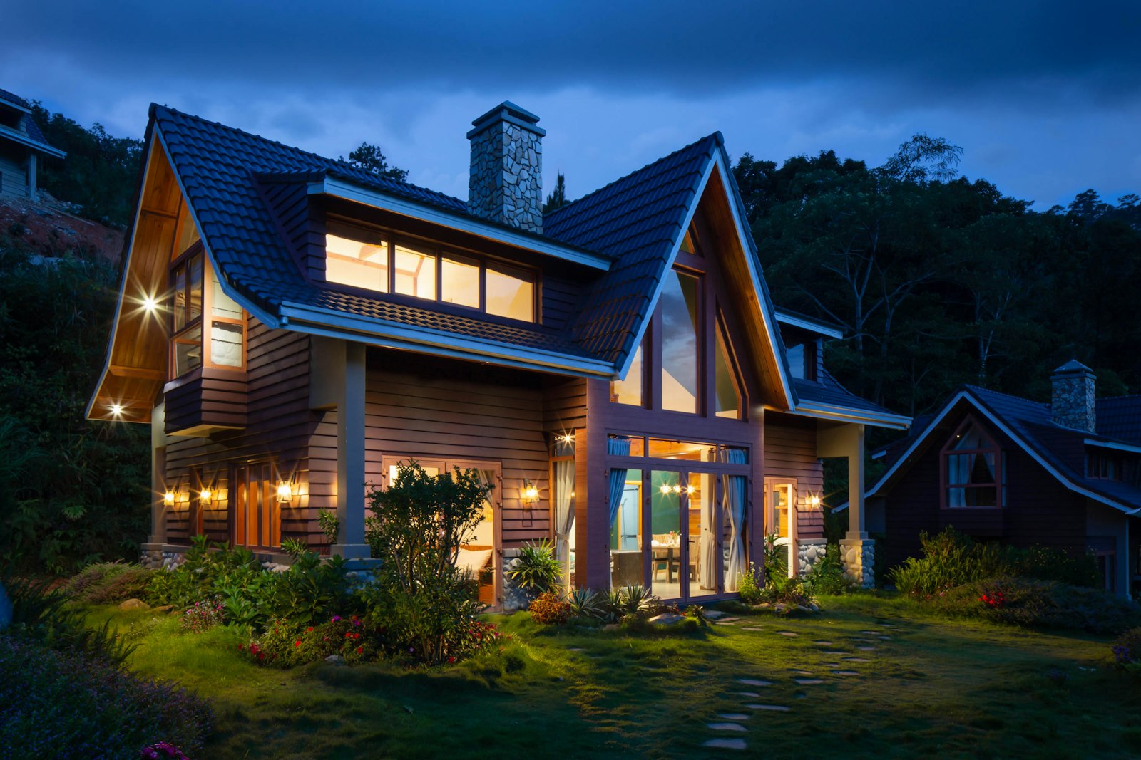 Craftsman-style house exterior paint